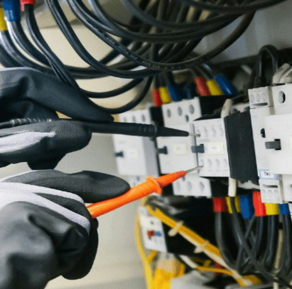 Tecnologia e innovazione per impianti elettrici